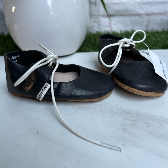 PIPER FINN Black - Lace-Up Mary Jane -
Soft Sole size 3 new with tags - Picture 8 of 8